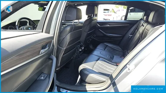 BMW 5 SERIES 520D XDRIVE M SPORT PACKAGE PLUS