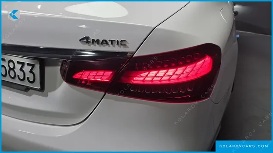 MERCEDES E-CLASS E220D 4MATIC AMG LINE