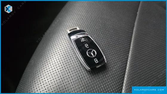 MERCEDES E-CLASS E220D 4MATIC AMG LINE