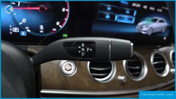 MERCEDES E-CLASS E220D 4MATIC EXCLUSIVE