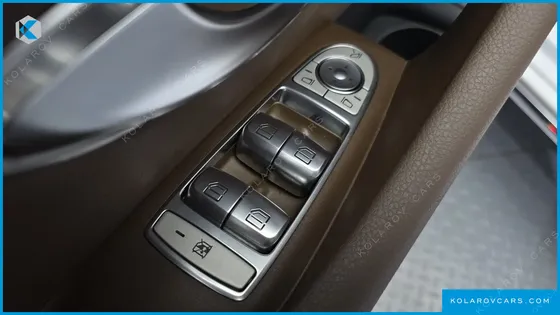 MERCEDES E-CLASS E220D 4MATIC EXCLUSIVE