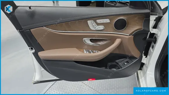 MERCEDES E-CLASS E220D 4MATIC EXCLUSIVE
