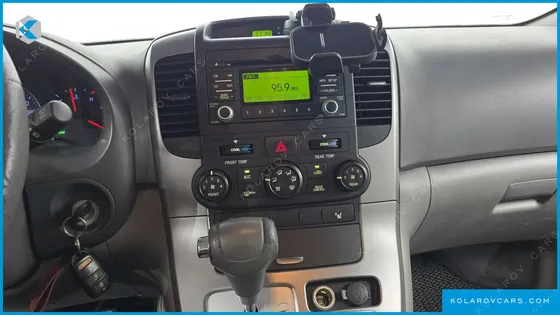 KIA CARNIVAL GRAND CARNIVAL GLX