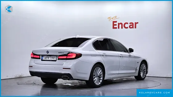 BMW 5 SERIES 530E LUXURY
