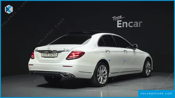 MERCEDES E-CLASS E300 4MATIC EXCLUSIVE