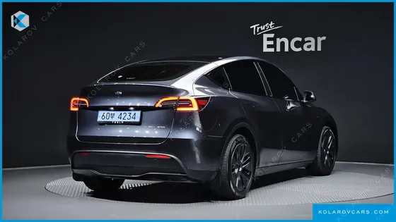 TESLA MODEL Y LONG RANGE AWD