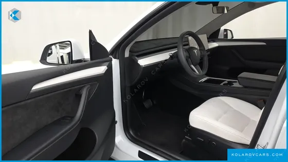 TESLA MODEL Y RWD