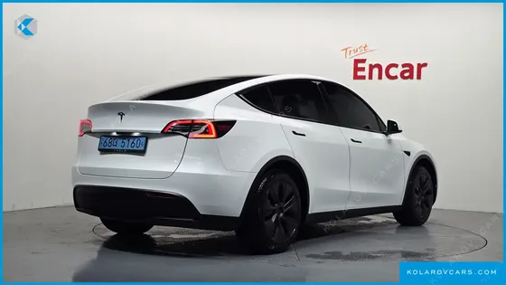 TESLA MODEL Y RWD