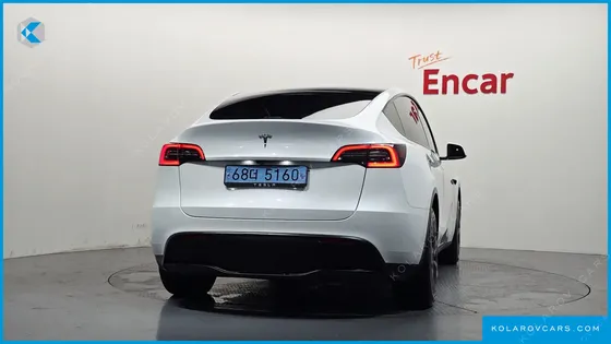 TESLA MODEL Y RWD