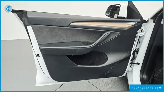 TESLA MODEL Y RWD