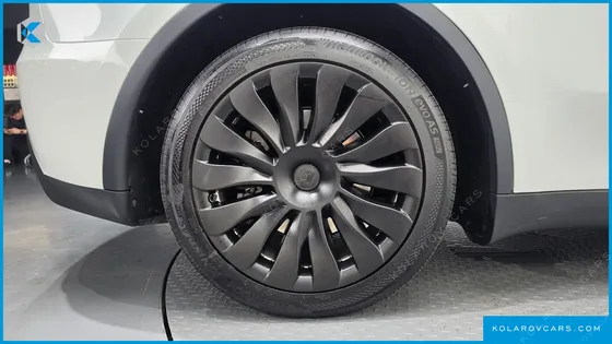 TESLA MODEL Y RWD
