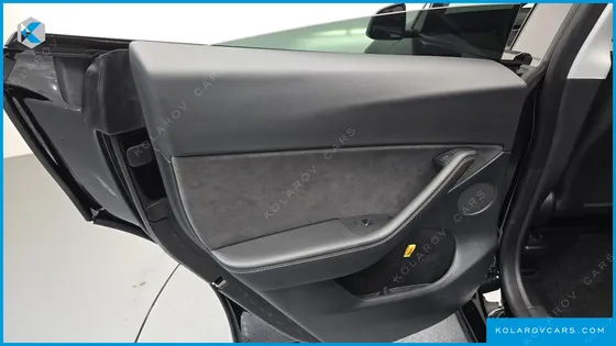 TESLA MODEL Y LONG RANGE AWD