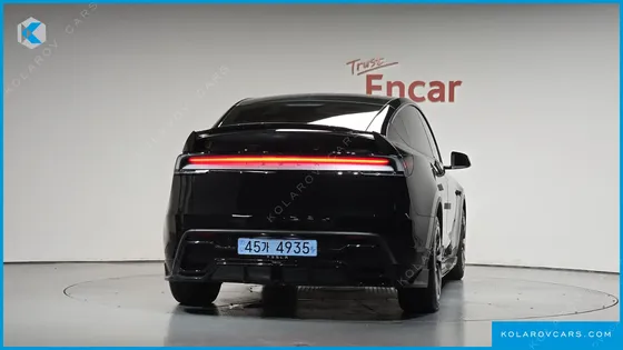 TESLA MODEL Y RWD