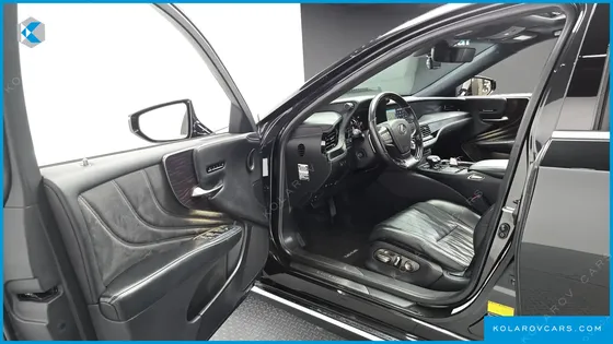 LEXUS LS 3.5 LUXURY AWD