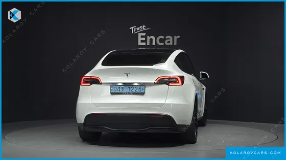 TESLA MODEL Y RWD