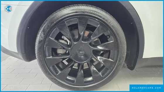 TESLA MODEL Y RWD