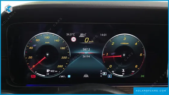 MERCEDES E-CLASS E220D 4MATIC AMG LINE