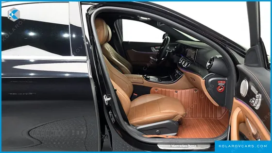 MERCEDES E-CLASS E220D 4MATIC AMG LINE