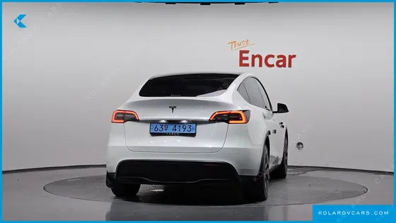 TESLA MODEL Y RWD