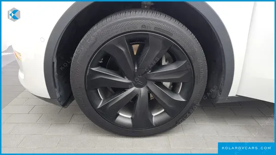 TESLA MODEL Y LONG RANGE AWD