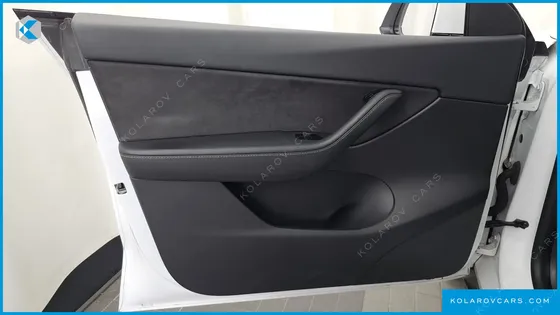 TESLA MODEL Y LONG RANGE AWD