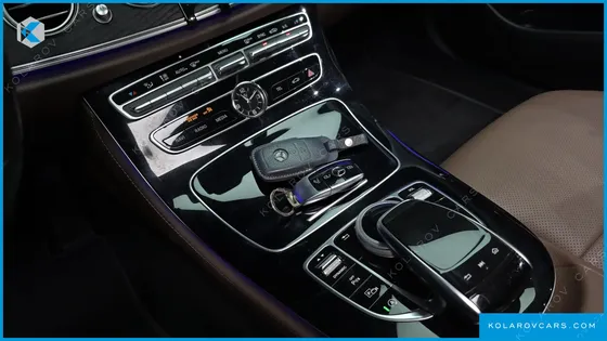 MERCEDES E-CLASS E300 AVANTGARDE