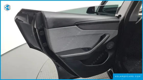 TESLA MODEL Y RWD