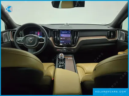 VOLVO XC60 B5 ULTIMATE BRIGHT