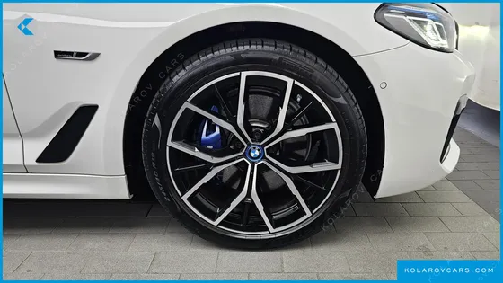 BMW 5 SERIES 530E M SPORT