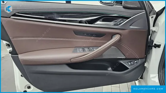BMW 5 SERIES 530E M SPORT