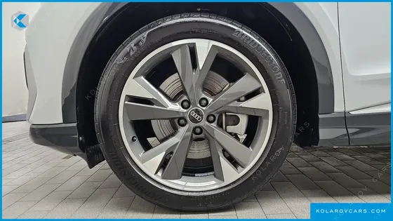 AUDI Q4 E-TRON 40 PREMIUM