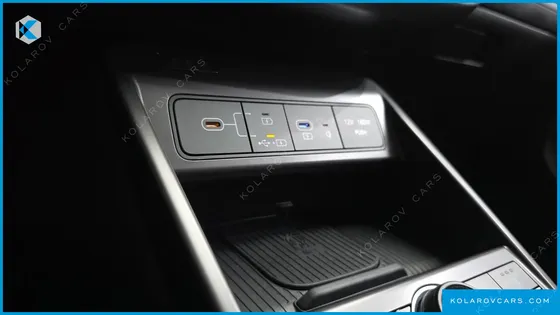 HYUNDAI KONA PREMIUM