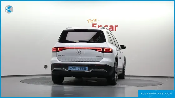 MERCEDES EQB EQB300 4MATIC AMG LINE
