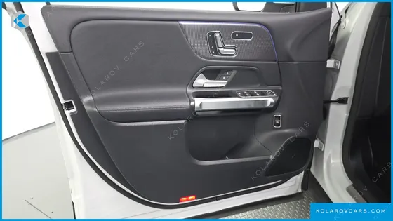 MERCEDES EQB EQB300 4MATIC AMG LINE