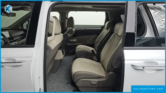 KIA CARNIVAL HEV 9SEATER SIGNATURE