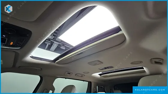 KIA CARNIVAL HEV 9SEATER SIGNATURE