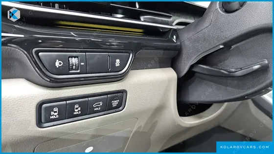 KIA CARNIVAL HEV 9SEATER SIGNATURE