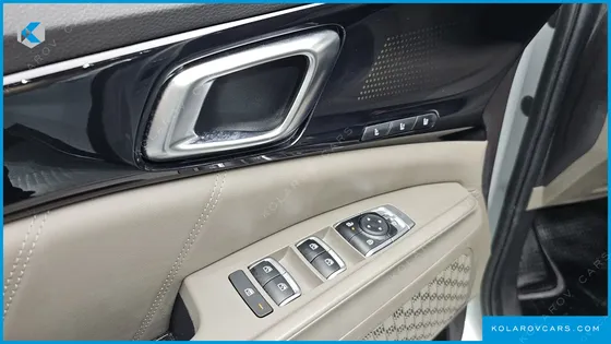 KIA CARNIVAL HEV 9SEATER SIGNATURE