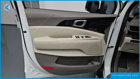 KIA CARNIVAL HEV 9SEATER SIGNATURE