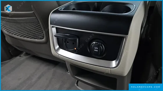 KIA CARNIVAL HEV 9SEATER SIGNATURE