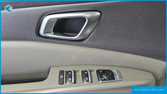 KIA CARNIVAL HEV 9SEATER NOBLESS