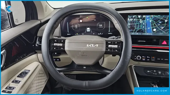 KIA CARNIVAL GASOLINE 7-SEATER HI LIMOUSINE