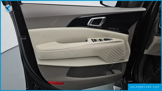 KIA CARNIVAL GASOLINE 7-SEATER HI LIMOUSINE