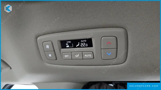 KIA CARNIVAL GASOLINE 7-SEATER HI LIMOUSINE