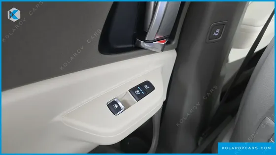 KIA CARNIVAL HEV 7SEATER NOBLESS