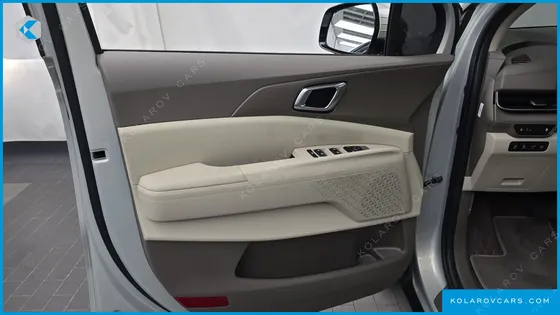 KIA CARNIVAL HEV 7SEATER NOBLESS