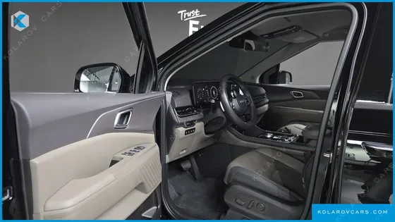KIA CARNIVAL DIESEL 7-SEATER NOBLESSE