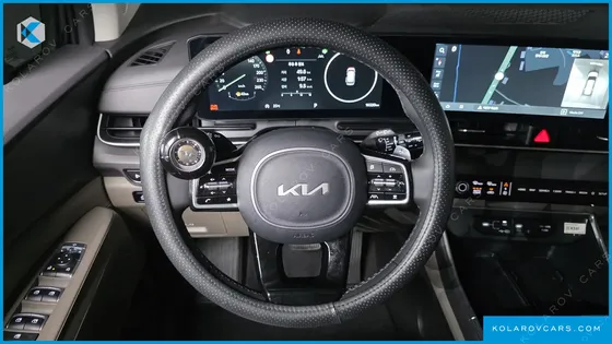 KIA CARNIVAL DIESEL 7-SEATER NOBLESSE