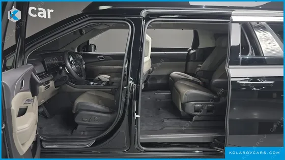 KIA CARNIVAL DIESEL 7-SEATER NOBLESSE
