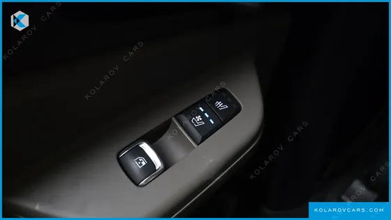 KIA CARNIVAL DIESEL 7-SEATER NOBLESSE